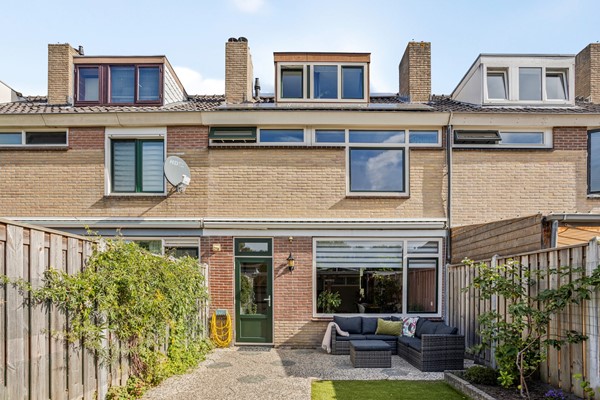 Medium property photo - Maasstraat 10, 3181 EJ Rozenburg